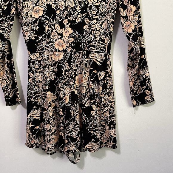 Zara Wrap Romper XS Shorts Black Floral Motif Long Sleeve Party Summer Boho NEW - Picture 7 of 8